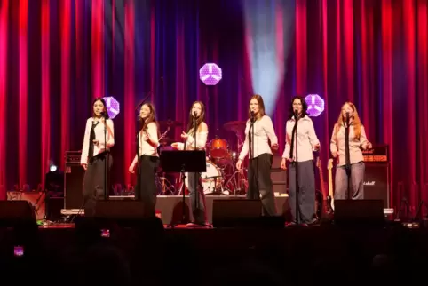 „Bei mir bistu shein“: The Black Ties der Musikschule Speyer bei Beaz im Feierabendhaus.