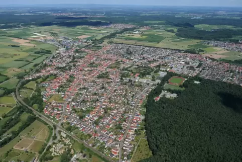 Rülzheim aus der Luft betrachtet. 