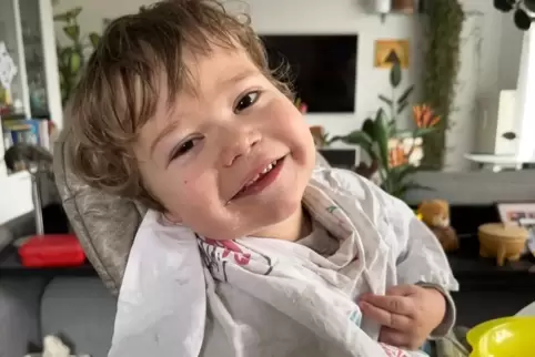 Fröhlicher Junge: der zweijährige Miran aus Haßloch.
