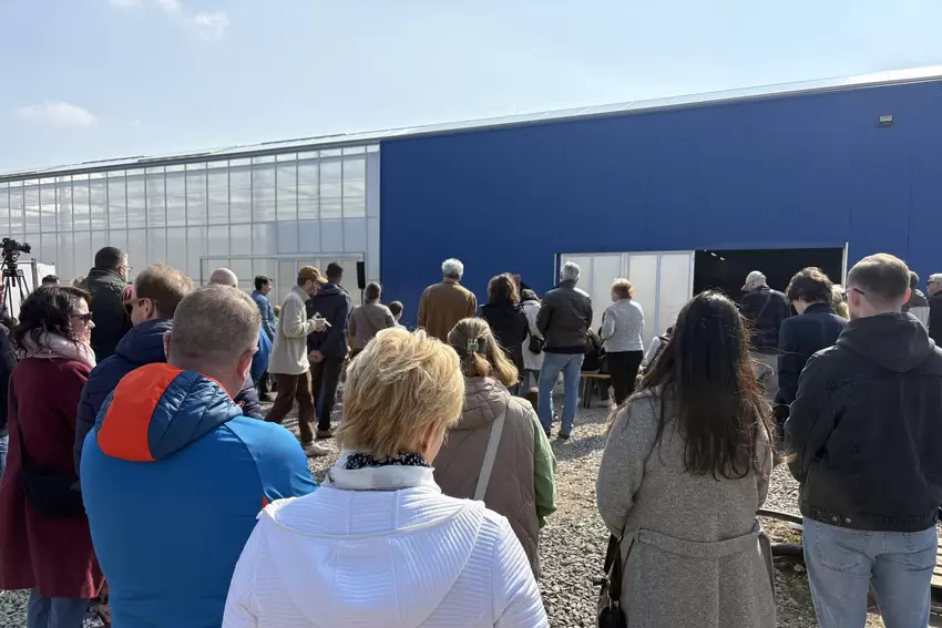 Rund 90 Personen kamen, um das neue Projekt des Kreises zu besichtigen.