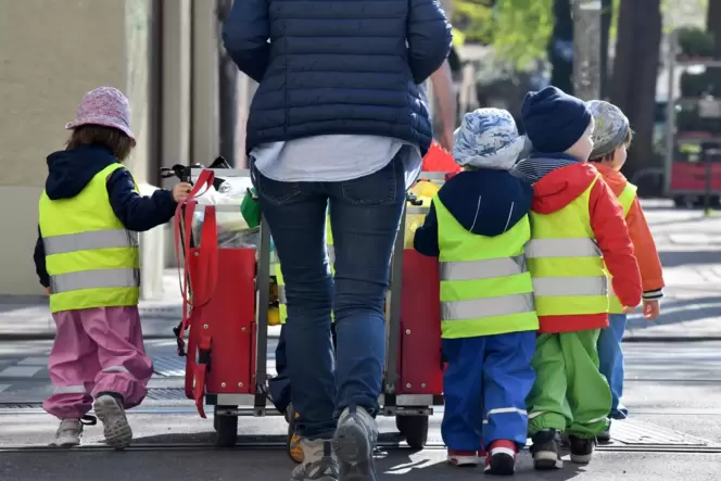Derzeit wird ein Teil der Kita-Kinder im Gemeinschaftshaus betreut. Derzeit wird ein Teil der Kita-Kinder im Gemeinschaftshaus betreut.