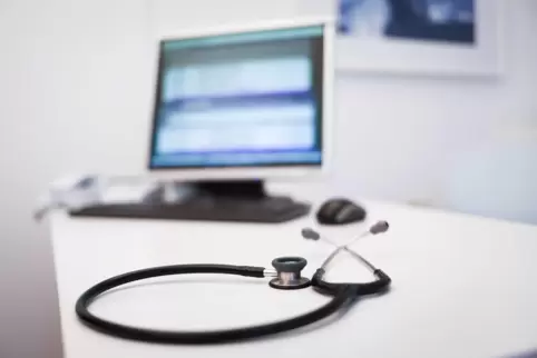 In der gesetzlichen Krankenversicherung wird es schmerzhafte Einschnitte geben.