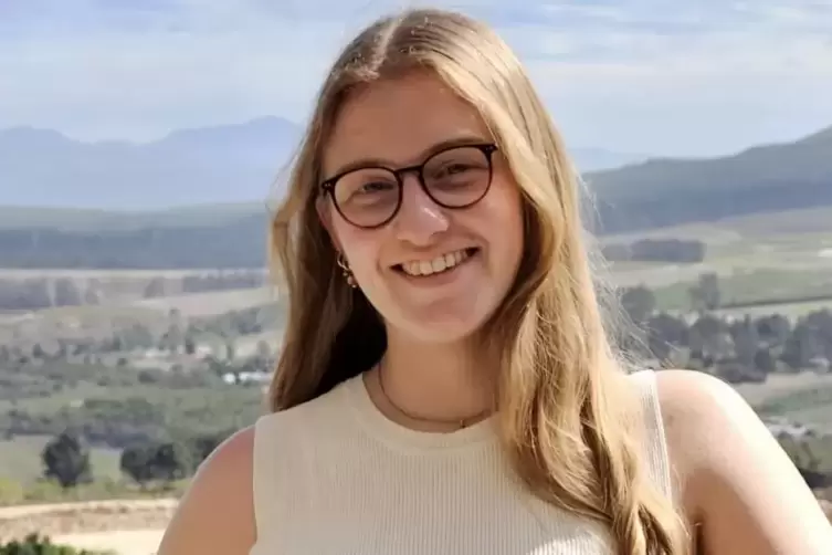 Vor s&uuml;dafrikanischer Landschaftskulisse: Mia Karlsson.