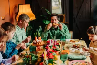 Wenn es schöne Feiertage mit der Familie sein soll, hilft vor allem eines: den Druck raus nehmen. 
