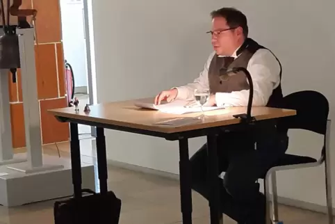Zwischen Historie und Fiktion: Thomas G. Metzler liest aus seinem Buch „Schiller in der Glockengasse“. 
