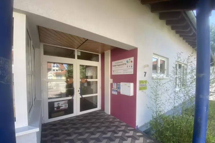 Auch in der protestantischen Kita in Schopp schlie&szlig;en sich die T&uuml;ren h&auml;ufig deutlich fr&uuml;her als eigentlich geplant. 