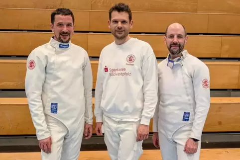 Das VTZ-Trio bei der Veteranen-DM (von links): Gregor Euskirchen (Degen), Alexey Tarasov (Degen) sowie Stefan Rossbach (Florett 