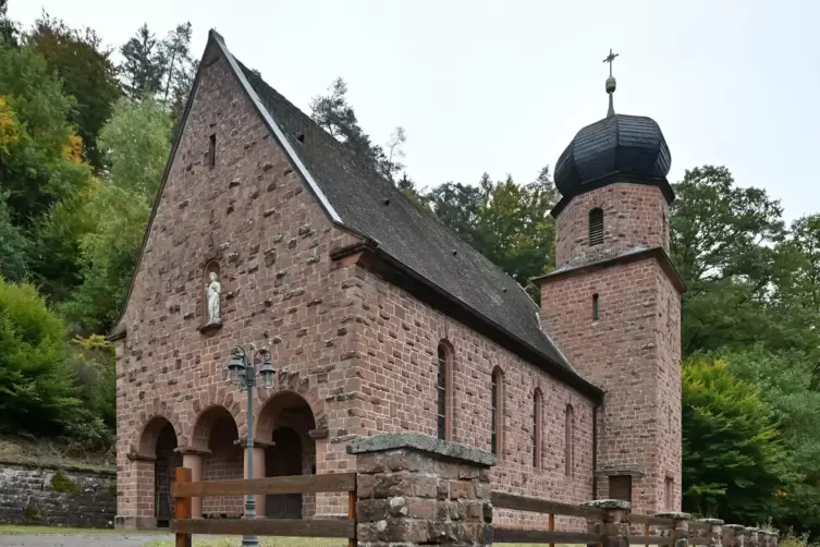 Die St. Wendelin und St. Hubertus Kirche in Speyerbrunn wird verkauft. Eine orthodoxe Gemeinde hat Interesse bekundet. 