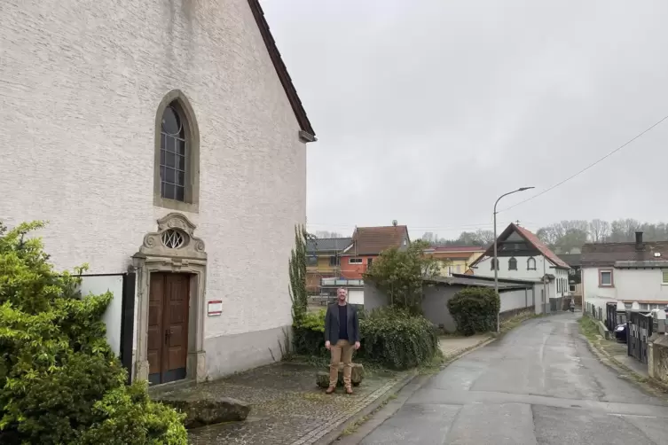  Peter Beutler, Ortsb&uuml;rgermeister von Sembach , w&uuml;rde die Kirche der Mennoniten gerne erhalten und f&uuml;r die Gemeinde nutzen. 