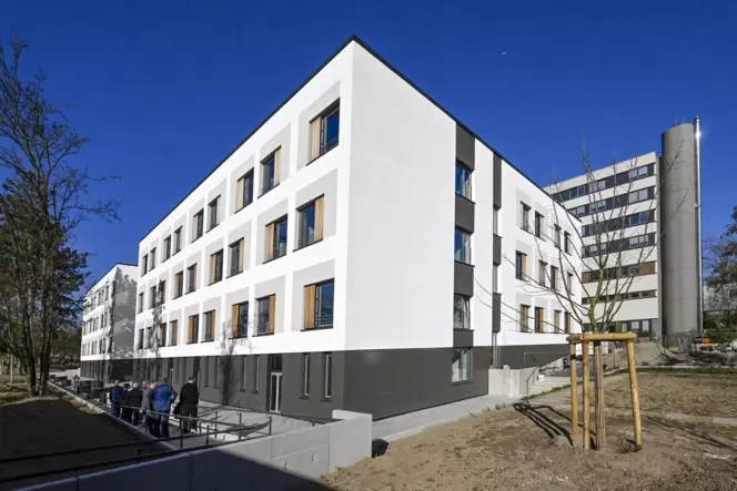 Das Medizinische Versorgungszentrum ist vor fünf Jahren zur Entlastung der Stadtklinik (hier mit dem im März eingeweihten Anbau