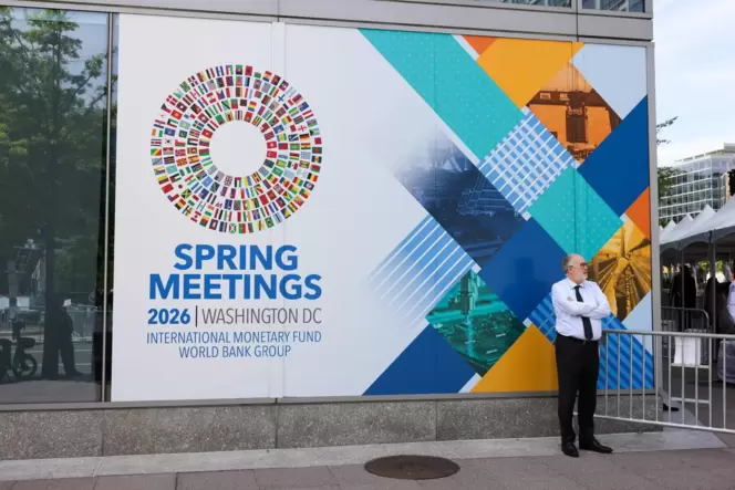 Plakat zum Frühjahrstreffen von Internationalem Währungsfonds und Weltbank in Washington. Bei der Tagung vergangene Woche äußert Plakat zum Frühjahrstreffen von Internationalem Währungsfonds und Weltbank in Washington. Bei der Tagung vergangene Woche äußert