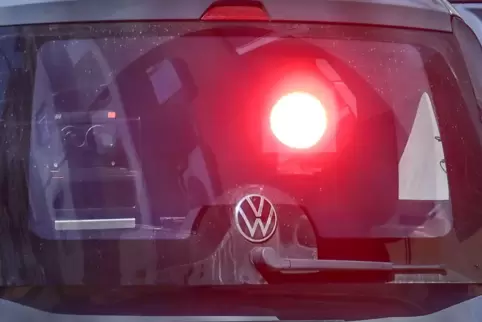 Polizei im Einsatz: Blitzer löst aus. 