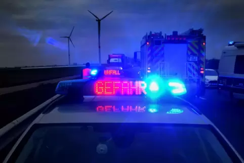 Wer es mit den Fahrregeln nicht so genau nimmt, baut schnell einen Unfall, so der Autoclub Europa. Seine Mitglieder prüfen, ob s