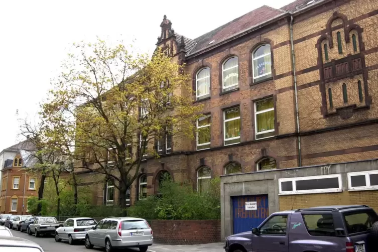 Als &bdquo;Problemschule&ldquo; sorgte die Gr&auml;fenauschule bundesweit f&uuml;r Schlagzeilen. 