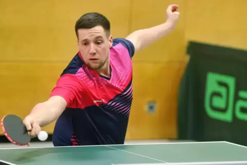  Dominik Hünherfauth, der Kapitän des TV Rammelsbach und sein Team dürfen kommende Saison in der 2. Pfalzliga spielen. 