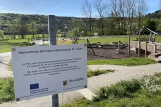 Erfreut sich großer Beliebtheit: der Mehrgenerationenplatz in St. Julian. Nur ausgerechnet auf dem Foto ist nichts los ... 