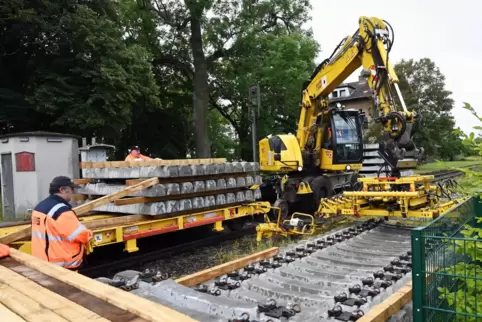 In die Erneuerung der Zellertalbahn wurde schon einiges investiert. Für eine vollwertige Reaktivierung bleibt aber noch viel zu 