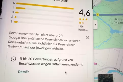 Google-Rezensionen auf einem Bildschirm