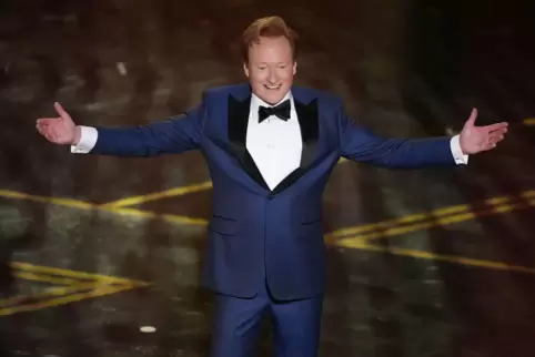 Moderator Conan O'Brien 