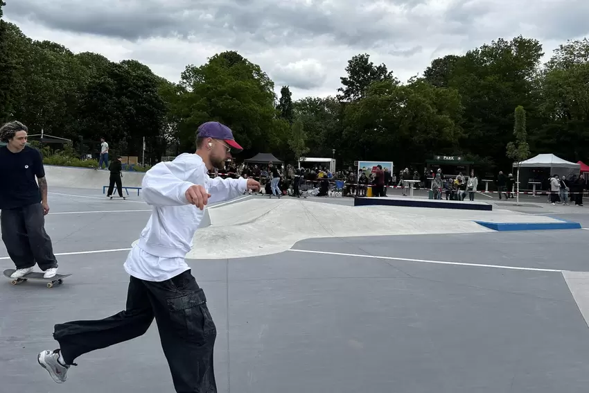 Skater vor dem Wettbewerb.