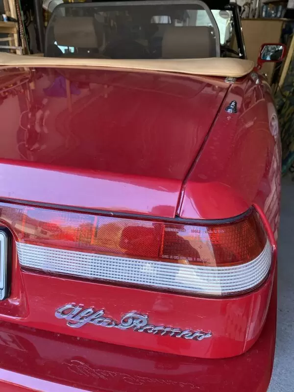 11250583_10_1 Aus gesundheitlichen Gründen müssen wir uns leider von unserem geliebten Alfa Romeo 2000 Cabriolet trennen. Das Schmuckstück wur