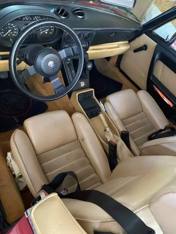 11250583_10_1 Aus gesundheitlichen Gründen müssen wir uns leider von unserem geliebten Alfa Romeo 2000 Cabriolet trennen. Das Schmuckstück wur