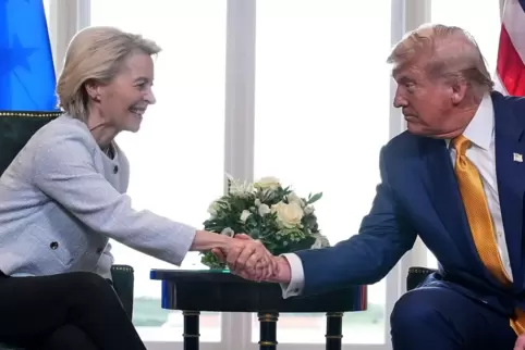 US-Präsident Trump trifft von der Leyen