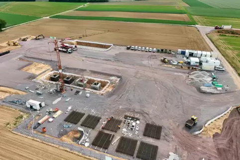 Zwischen Rohrbach und Insheim baut Vulcan derzeit an einer neuen Bohranlage. 