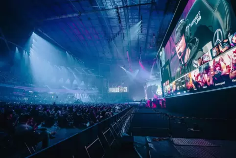 Ausverkauft: Das Baseballstadion in Seoul während der League of Legends Weltmeisterschaft 2023. 