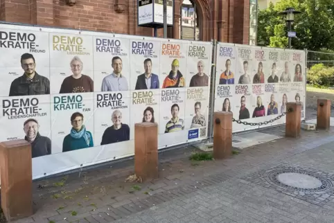 Eine Fotoaktion wie diese in Ludwigshafen am Lutherturm findet jetzt auch in Schifferstadt statt. 