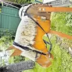 11251846_10_1 Unser Holzpferd sucht einen neuen Pferdeliebhaber. Der Kopf ist schwenkbar. Die Mähne und der Schwanz sind in Mitleidenschaft ge