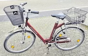 11252077_10_1 Alu-Wing, 7 Gang Shimano, 28 Zoll, 54 Rahmenhöhe, lavarot, Zweibeinständer, 2 Körbe, Preis € 125.-