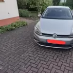 1.Hand , Ganzjahresreifen (vorne neu!!), unfallfrei,  lückenlos scheckheftgepflegt in VW Vertragswerkstatt (ein Jahr VW Mobilitä