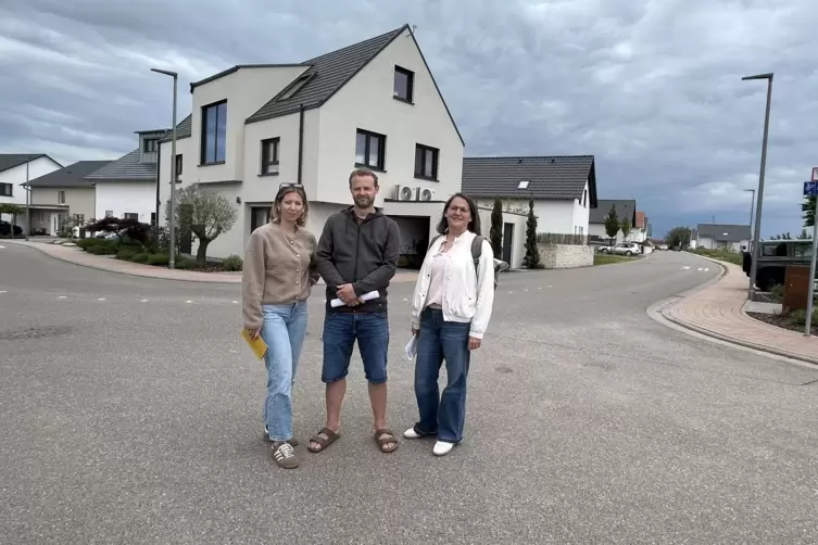 Alise Abu Khalil, Norman Frey und Melanie Greller von der Interessengemeinschaft K2 Nordwest.