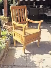 Toiletten Stuhl Antik restauriert Holz 150€