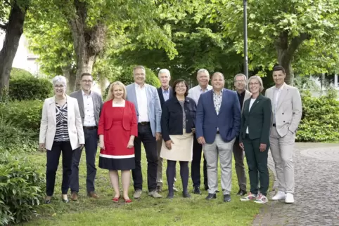 Vertreter von Geopfalz und aus der Kommunalpolitik. 