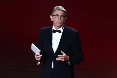 Wolfram Weimer will den deutschen Film mit zwei ineinander verschränkten Förderfeldern in Schwaung bringen. 