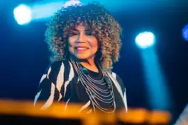 Lädt einmal mehr zu ihrer legendären Nuit de la Chanson in die Lauterer Kammgarn ein: Pauline Ngoc.
