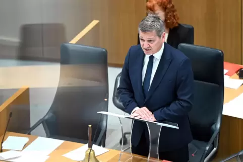 Letzter Auftritt im Landtag: Bei der konstituierenden Sitzung durfte Baldauf noch als Alterspräsident dem Plenum vorstehen. Letzter Auftritt im Landtag: Bei der konstituierenden Sitzung durfte Baldauf noch als Alterspräsident dem Plenum vorstehen.