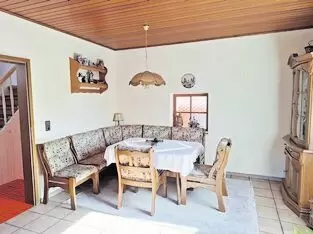 11253054_10_1 , (Eckbank, Tisch und Stühle), gut erhalten / 60€