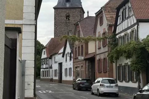 Auf der Hauptstraße liegt der Schwerpunkt der kommenden Kanalsanierung in Großkarlbach. 