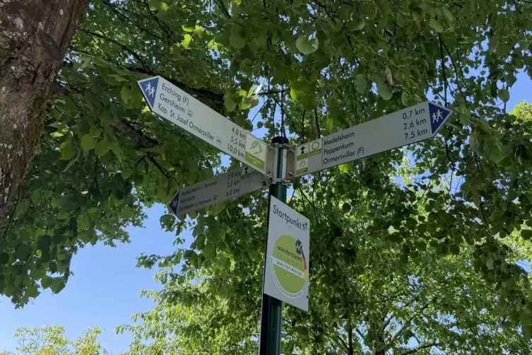 Grenzenloses Wandern und Radeln auf guten Wegen: durch den Bliesgau oder r&uuml;ber nach Lothringen oder in die Pfalz.