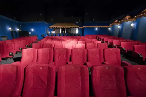 Sessel im Rex-Kino in Schifferstadt. 