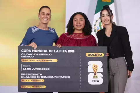 Mexikos Präsidentin schenkt ihr WM-Ticket