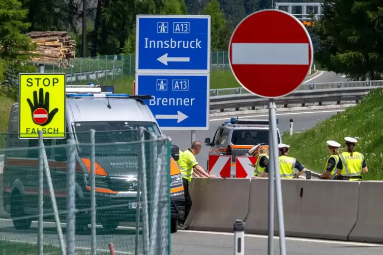 Demonstration und Totalsperre auf Brennerautobahn