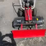 11253404_10_1 inkl. Schneeschild und Auffangbehälter für Kehrricht, Honda GCV135 Viertakt-Einzylinder-Motor mit 3,4 kw, 4,6 PS, Gewicht 65 kg,