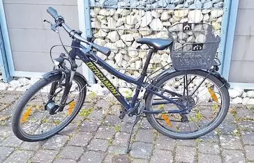 Modell ATB 24 Zoll Boy Dunkelblau, Gepäckträger, 7 Gänge, Doppelte Handbremse, Nabendynamo, Zahlenschloss, Gepäckkorb, gekauft 2