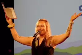 Sinah Aline Clos sorgt in beim Landesfinale in Kaiserslautern für große Emotionen. 