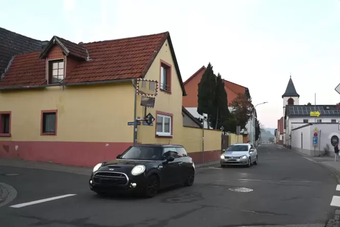 Die Bobenheimer kämpfen schon lange für eine Tempo-30-Zone in der Kleinkarlbacher Straße.