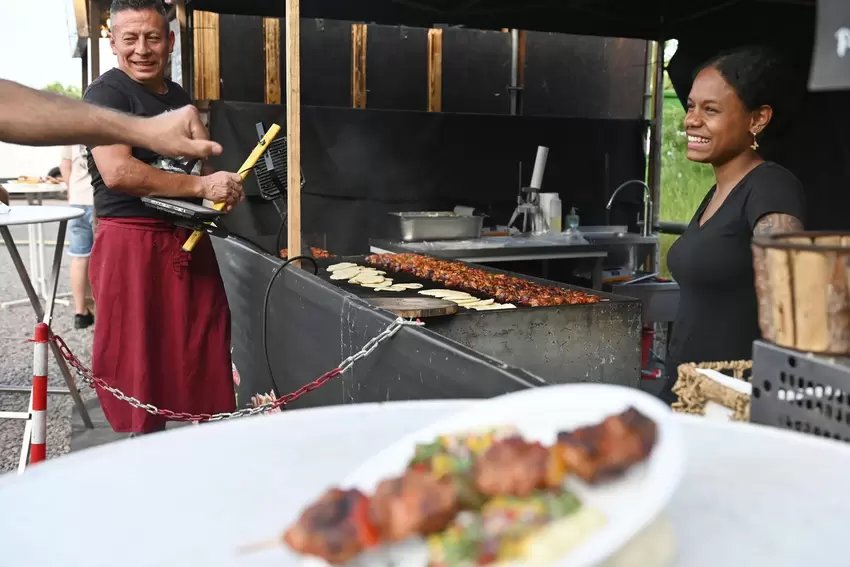 Reinbeißen ausdrücklich erwünscht: brasilianische Spieße.
